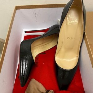 Christian louboutins (24 HOUR Sale)